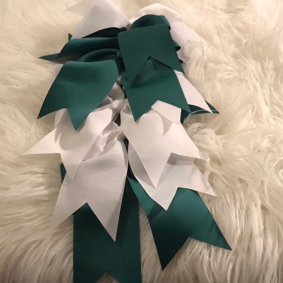 BOWS - Picture 1 of 2